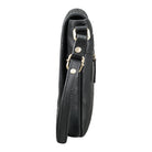 Leder Crossbody Tasche schwarz aus der seitlichen Perspektive